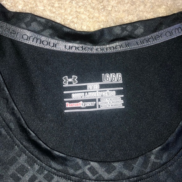 Under Armour shirt - Picture 2 of 3